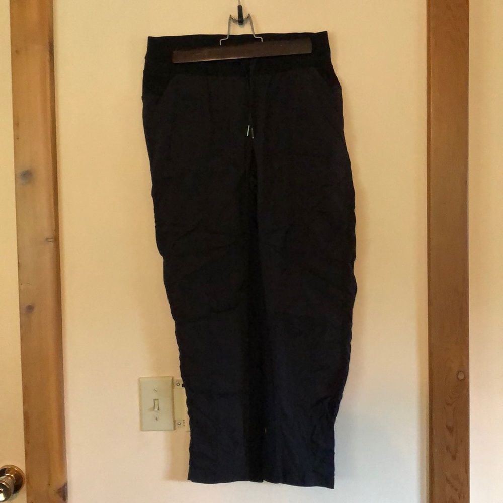 Lululemon dance studio crop. Size 8.
